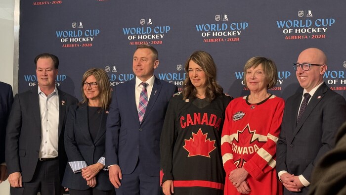 Une photo des ministres et des délégués.