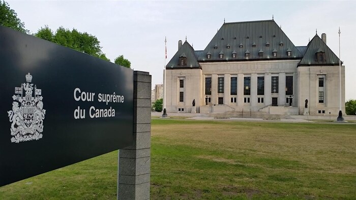 L'édifice de la Cour suprême du Canada.