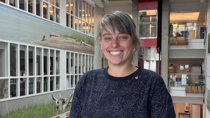 Sarah Loboda, bilogiste à l'évaluation des stocks de crabe des neiges.