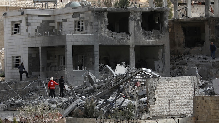 We always live in danger: Lebanese rescuers in the heat of battle.