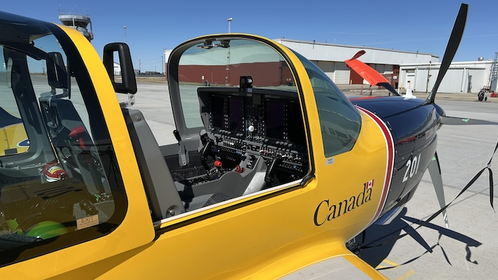 L'intérieur de l'avion.