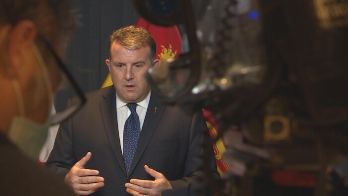 Daniel Allain en conférence de presse.