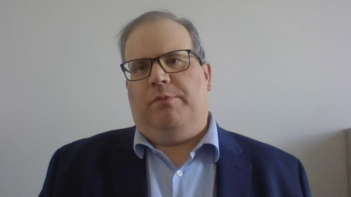 Portrait de Daniel Béland, directeur l’Institut d'études canadiennes de McGill.