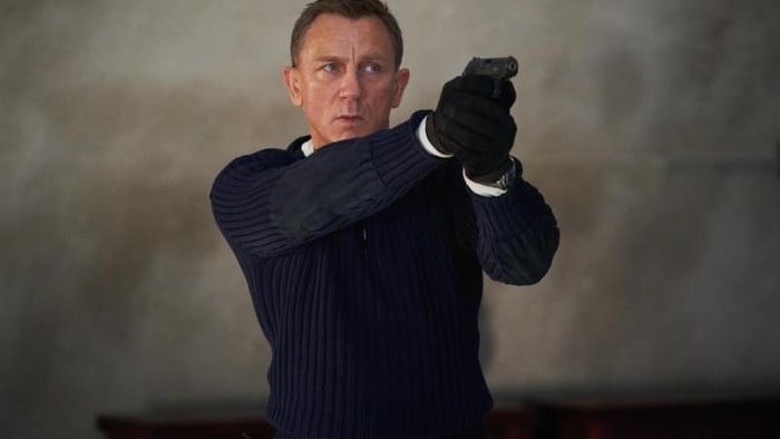 L'acteur Daniel Craig incarne James Bond.