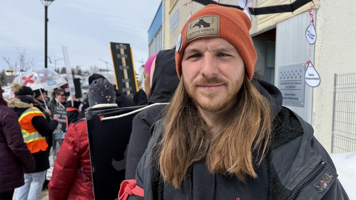 Dave Longpré lors d'une manifestation.