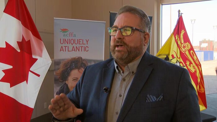 David Seeley durant une entrevue.