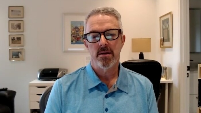 Le professeur David Soberman en entrevue sur Zoom.