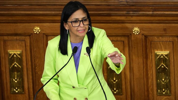 La présidente par intérim du Venezuela, Delcy Rodríguez, s'exprime lors de la présentation du rapport gouvernemental de la première année au Palacio Federal Legislativo, le 15 janvier 2026 à Caracas, au Venezuela.
