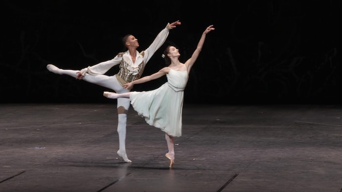 Guillaume Diop and Dorothy Gilbert during the Nutcracker Ballet's grand rehearsal.