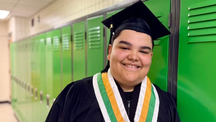 Gus Moar, 18 ans, est un élève diplômé inscrit au tableau d'honneur du John Taylor Collegiate.