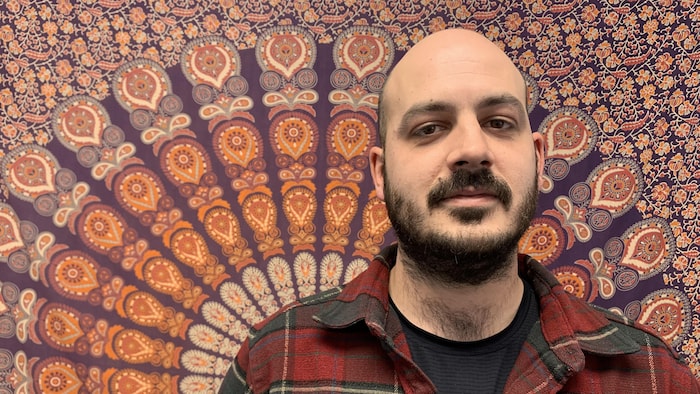 Le directeur général de la Mosaïque Interculturelle à Rouyn-Noranda, Valentin Brin