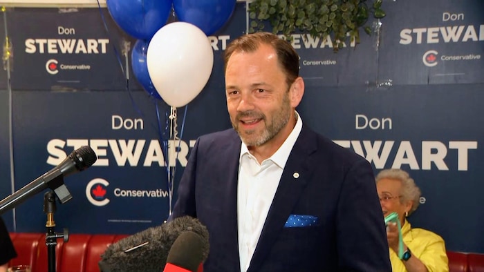 دون ستيوارت، مرشح المحافظين الفائز في دائرة في دائرة ’’تورونتو – سانت بولز‘‘.