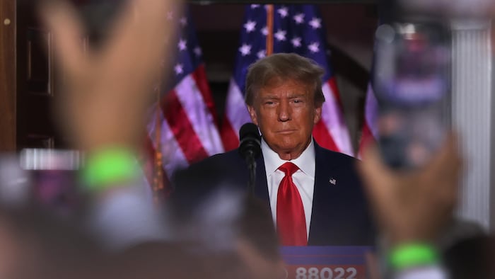 L'ancien président américain Donald Trump s'adresse à ses partisans au Trump National Golf Club de Bedminster après sa comparution devant un tribunal de Miami, le 13 juin 2023.