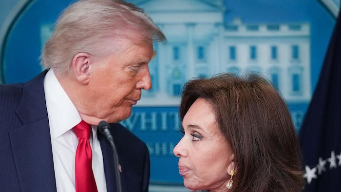 Jeanine Pirro face-à-face avec Donald Trump.