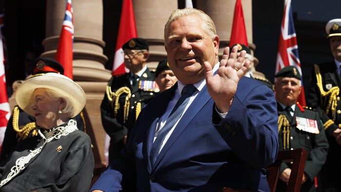 Le premier ministre Doug Ford arrive à Queen's Park le 24 juin 2022 pour l'assermentation de son nouveau cabinet.