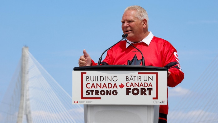 Doug Ford en point de presse à Windsor, le 24 juillet 2026.