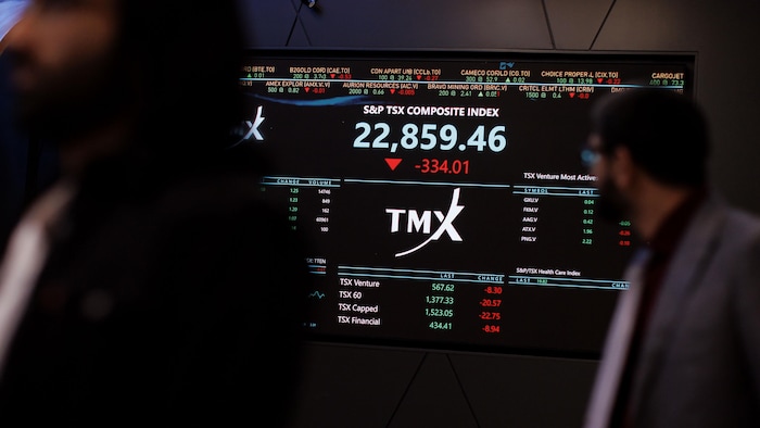 Un écran de la bourse de Toronto. 