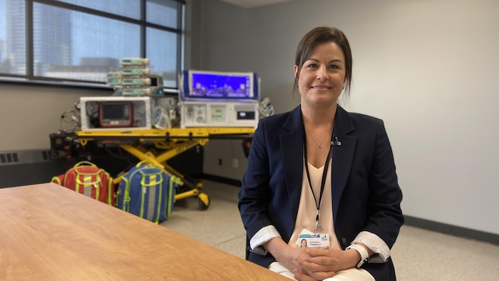 Sauver des nouveau-nés dans les airs et sur la route | Radio-Canada