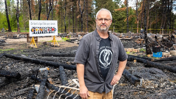 Olivier Renard au milieu des ruines de Bicolline.