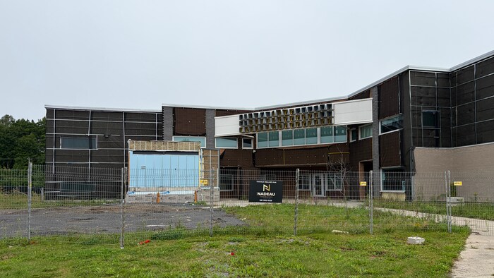 L'école Clair-Soleil a été bâtie en 1984.