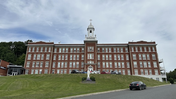 A teacher accused of sexual assault on a teenager in Beauce A teacher accused of sexual assault on a teenager in Beauce