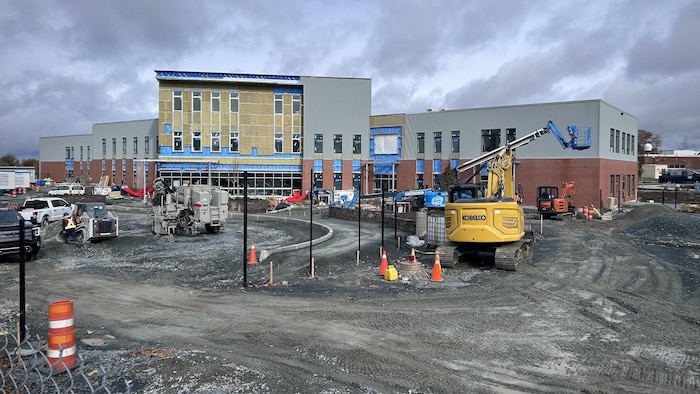 Un édifice en construction.