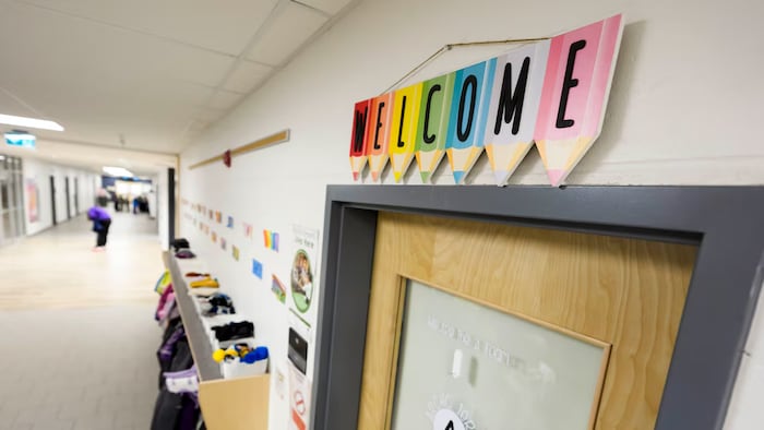 A welcome sign above the door of a classroom in Ottawa.