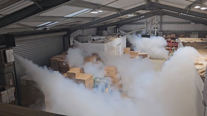 Un écran de fumée pour prévenir d’autres vols à main armée dans sa ...