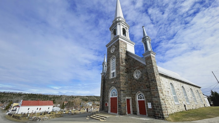 L'église de Saint-Simon-de-Rimouski a été construite en 1831.