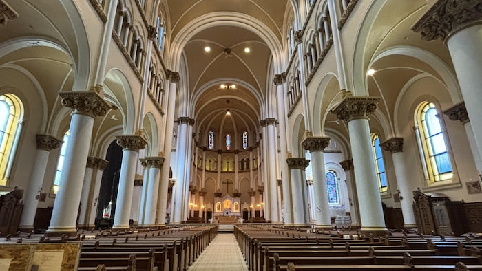Intérieur de l'église.