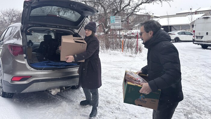 La conseillère municipale, Elainie Lepage, et le député de Jean-Talon, Pascal Paradis.