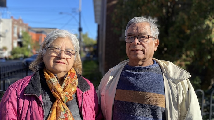 Matilde Juárez et Miguel Paniagua, électeurs du district Laurier-Dorion remporté par le candidat de Québec solidaire Andrés Fontecilla, vivent à Montréal depuis plus de 40 ans. 
