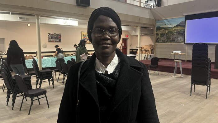 Elizabeth Aluk Andrea à la séance d'information, le 12 avril, 2025