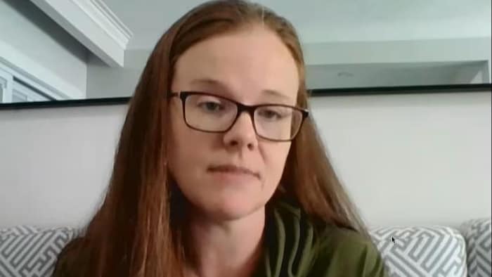 Alexa Barkley en gros plan.