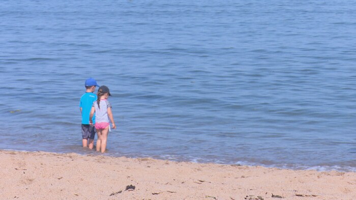 L'enfant sur la plage