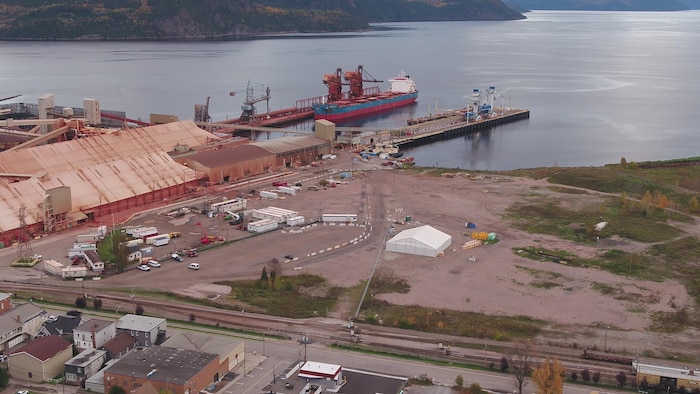 Les installations portuaires de Rio Tinto à La Baie.