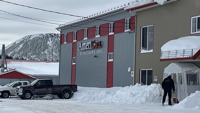 Façade du bâtiment de l'entreprise AmeriCan Structures.