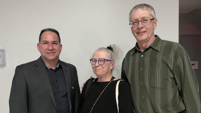 Éric St-Pierre, Louisa Nicol et Pierre Vachon.