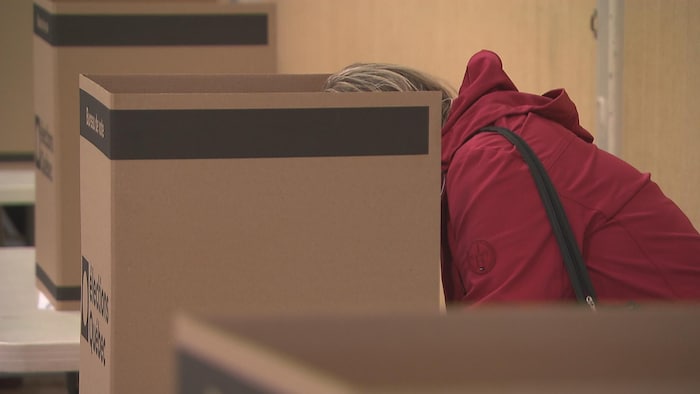 Des bureaux de vote d'Élections Québec.