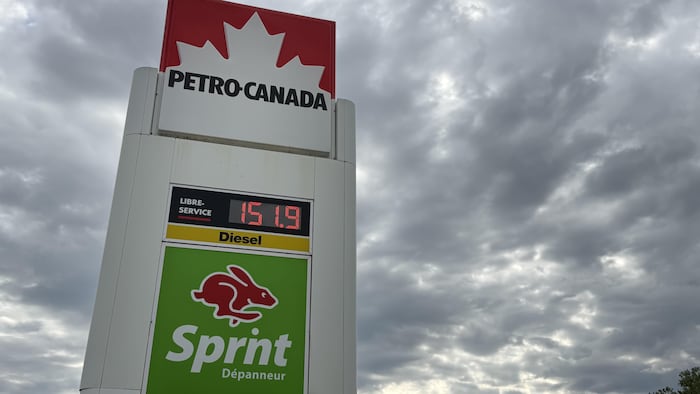 Falling the price of gasoline in Quebec Falling the price of gasoline in Quebec