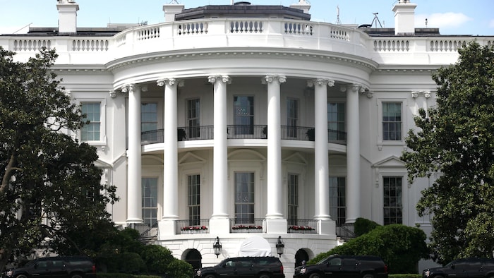 La façade de la Maison-Blanche.