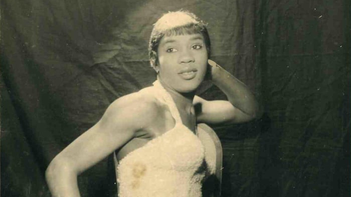 Ethel Bruneau à ses débuts comme danseuse de claquettes