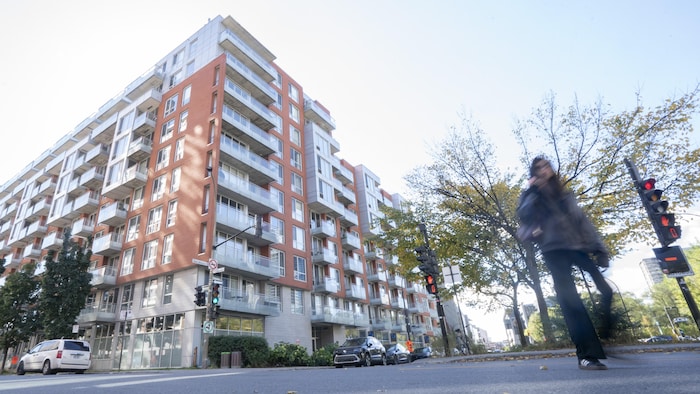 Un édifice situé au 950 Notre-Ouest