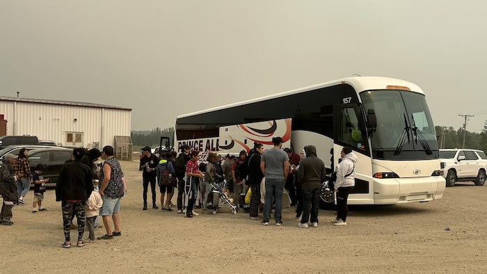 Residents of the Ronge, in Saskatchewan, are preparing to evacuate their community threatened by a forest fire on June 2, 2025. state emergency lifted saskatchewan after