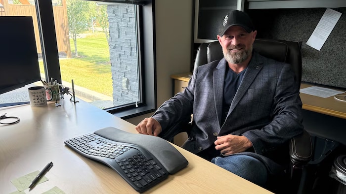 Portrait d’Evan Shout, cofondateur et PDG de la firme agricole Maverick Ag, établie à Saskatoon.