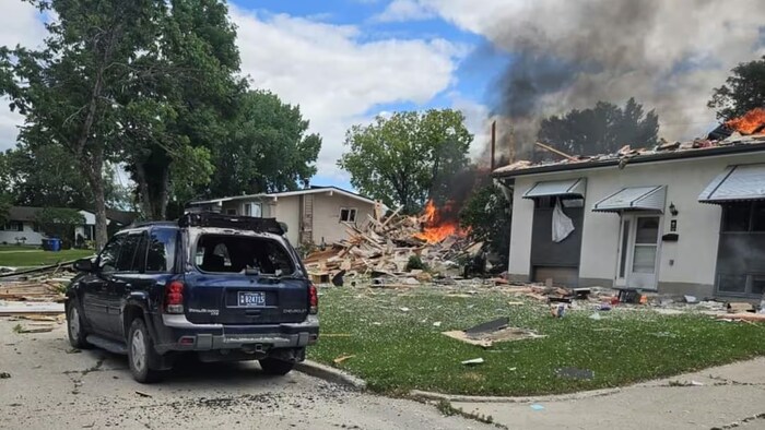 Une maison a explosé dans le quartier Transcona, à Winnipeg, le 26 juin 2024.