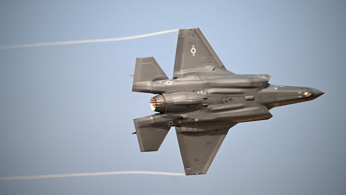 An F-35 aircraft performs a demonstration flight at Al-Maktoum International Airport during the 2025 Dubai Airshow, November 17, 2025.
