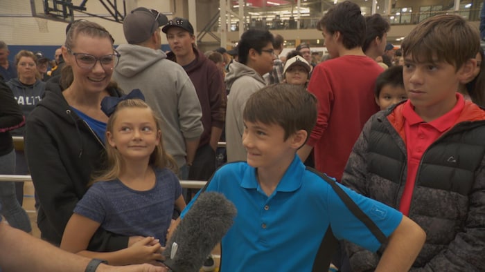 Les quatre membres de la famille Maceyovski.
