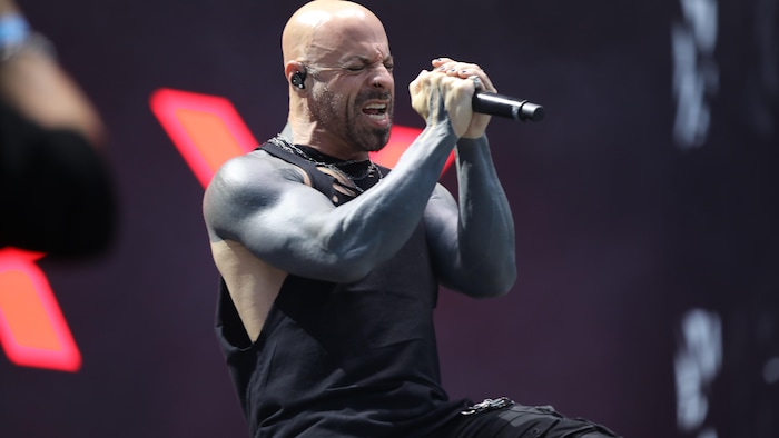 Daughtry en prestation sur la scène Bell lors de la soirée de clôture du 58e Festival d’été de Québec.