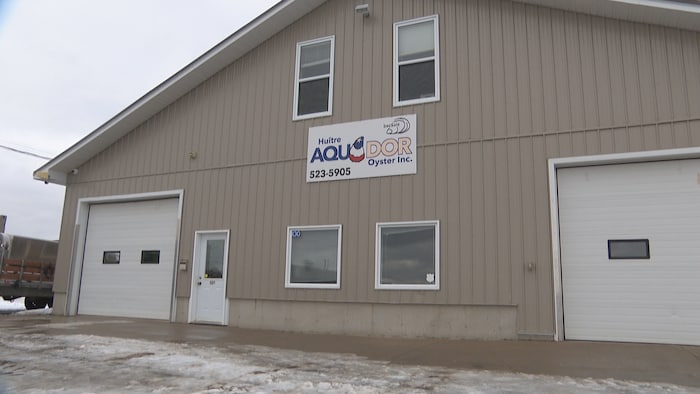 Façade de la ferme Aquador de Serge Gaudet.